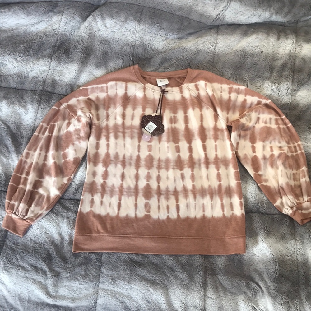Long sleeve loose top